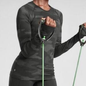 Athleta Speedlight Long Sleeve Camo Top with Thumbholes Size XS